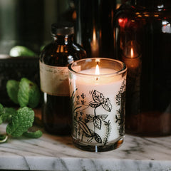 Jackson Vaughn Mint-scented candle