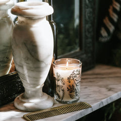 Jackson Vaughn Thyme-scented candle