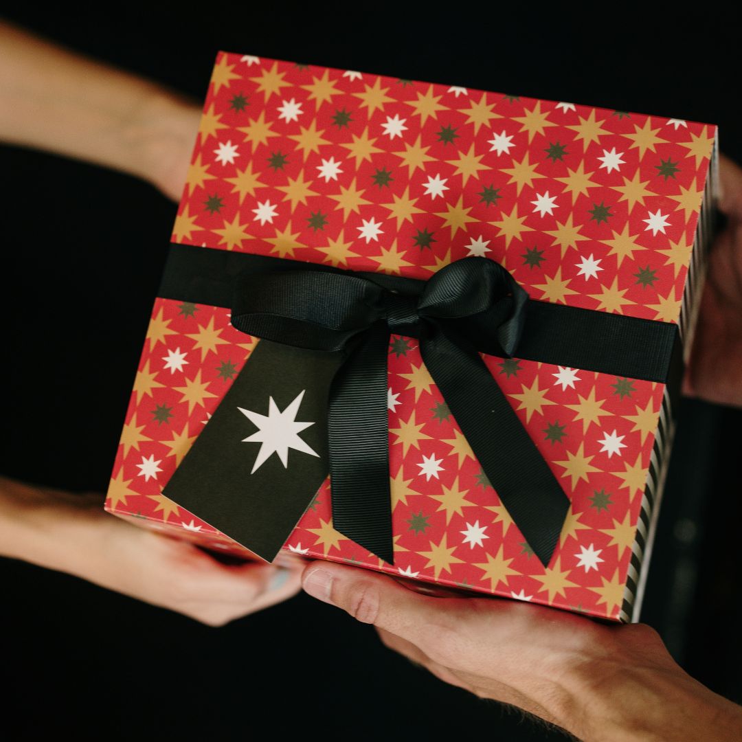 classic holiday candle gift set