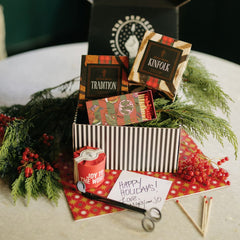 classic holiday candle gift set